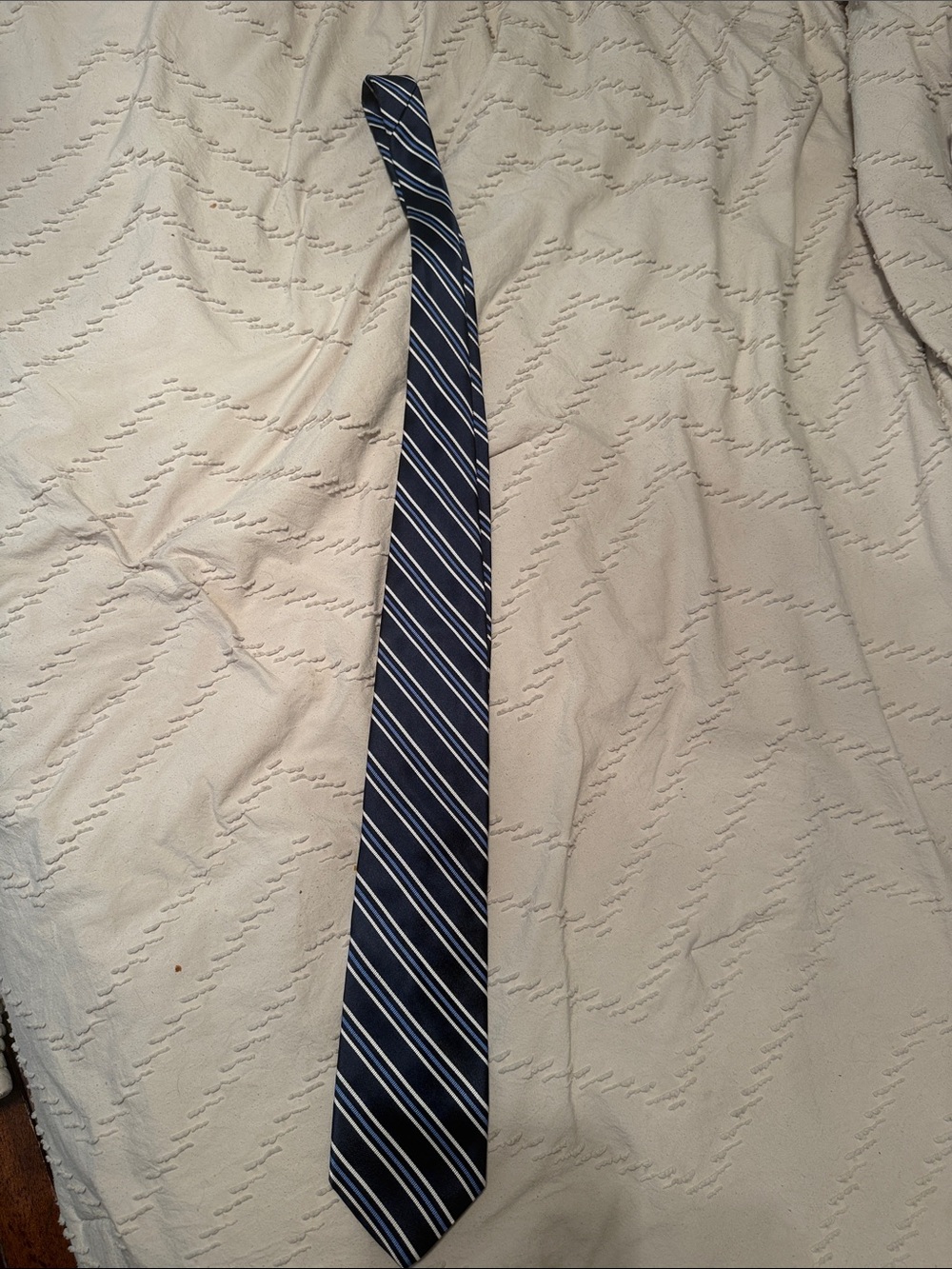 Navy, blue & white striped 346 Brooks Brothers tie